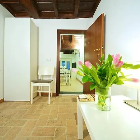 Campo De Fiori - 2 Apartament *